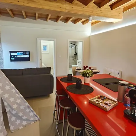 Alvarino Apartamento, Tradiccion Y Modernidad